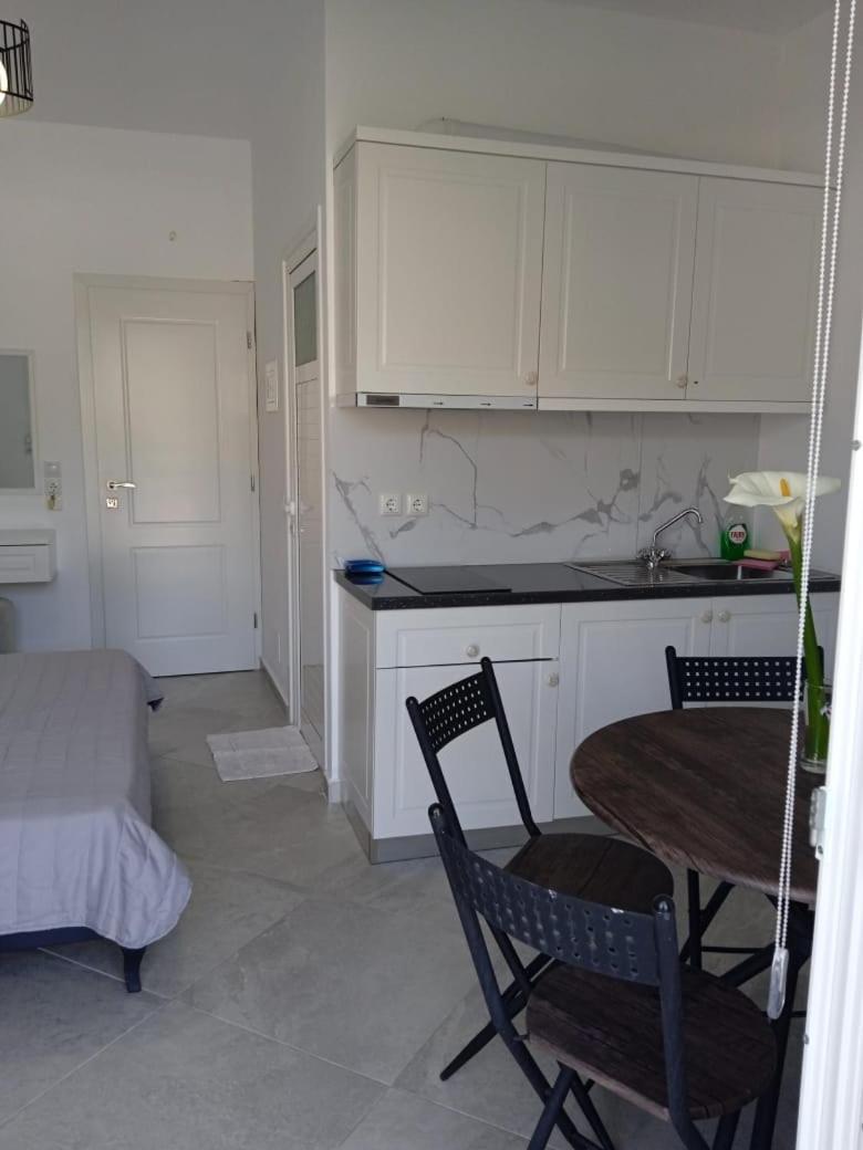 Mariana Apartments Sarandë Habitación foto