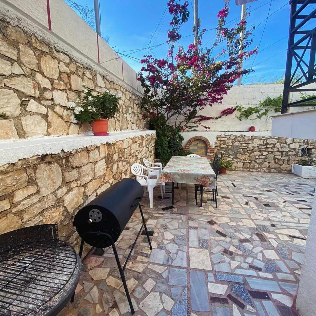 Mariana Apartments Sarandë Exterior foto