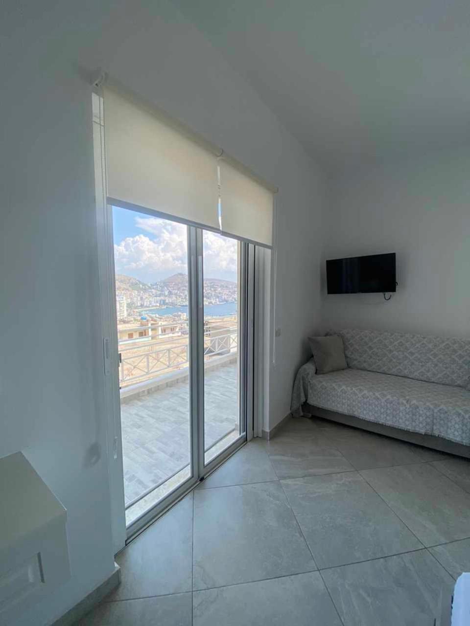 Mariana Apartments Sarandë Exterior foto