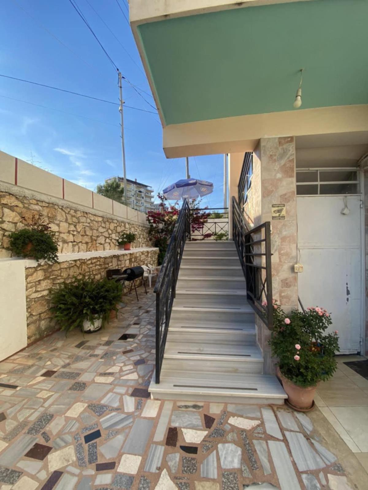 Mariana Apartments Sarandë Exterior foto