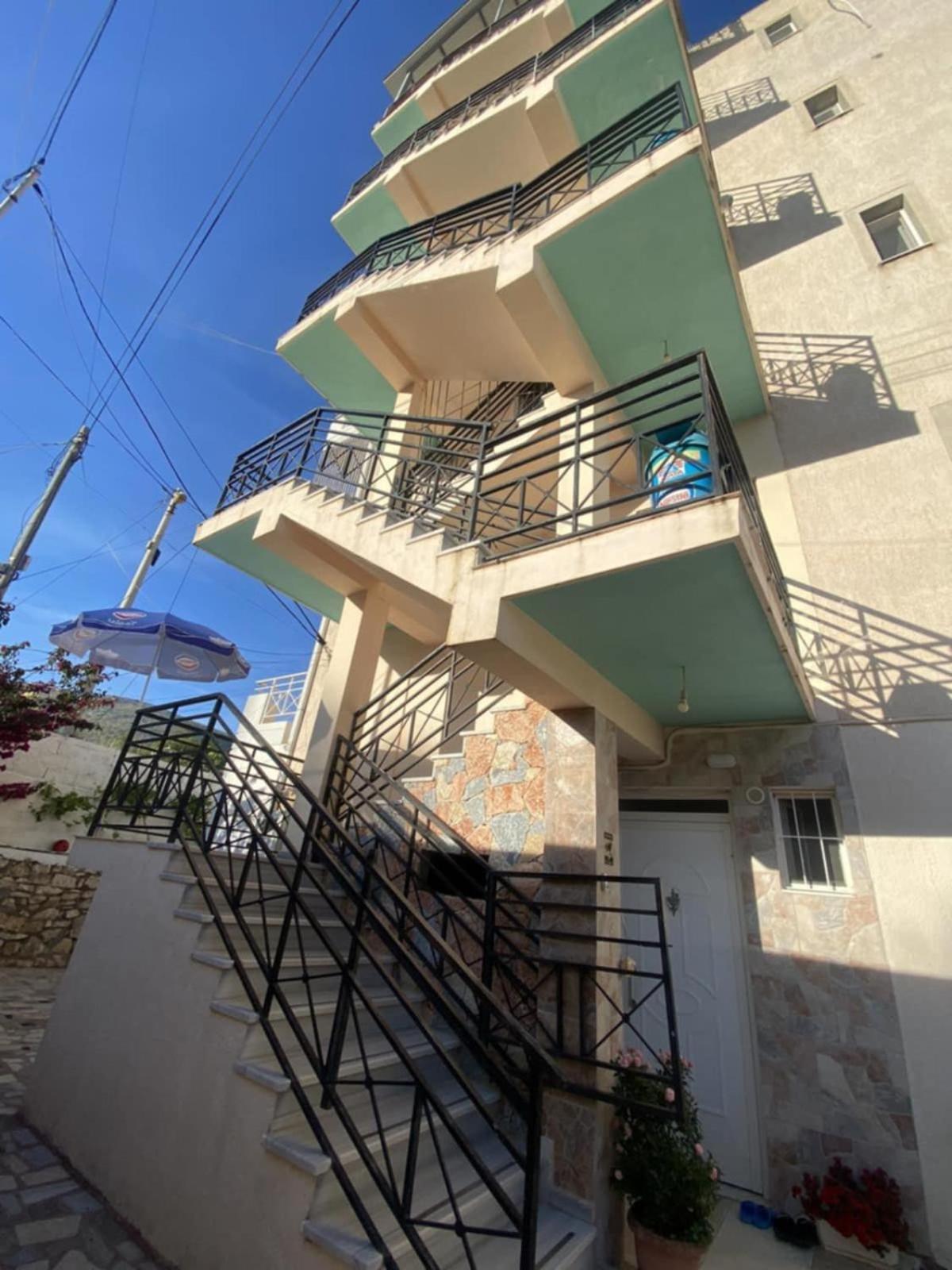 Mariana Apartments Sarandë Exterior foto