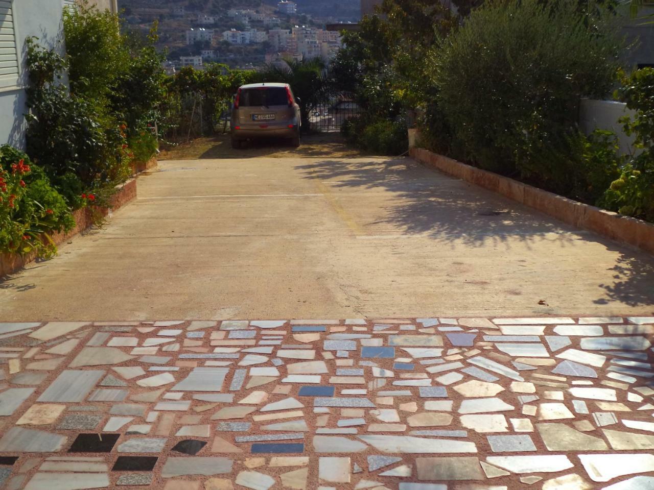 Mariana Apartments Sarandë Exterior foto